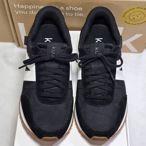 Milan, Black/White, mens 8 1/2, new in box, $119